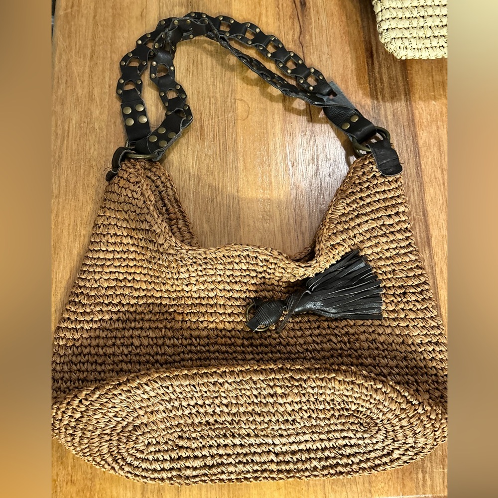 Beach by Bella Flora clutch